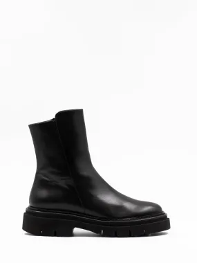 Extra light calfskin leather ankle boots